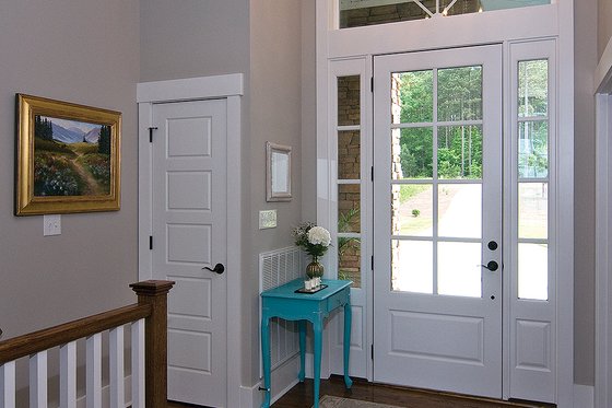 Interior - Entry for European House Plan #929-4 - 4 bed, 4 bath