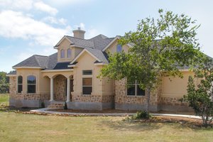 Mediterranean Exterior - Front Elevation Plan #80-142
