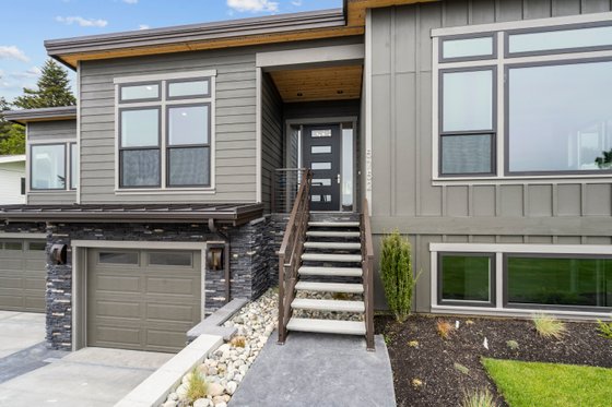 Photo 10 for Contemporary House Plan #1070-136 - 3 bed, 2.5 bath