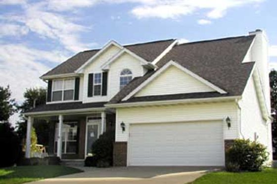 Exterior - Front Elevation for Traditional House Plan #70-249 - 4 bed, 2.5 bath