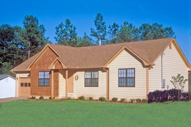 Country Style House Plan - 3 Beds 2 Baths 1141 Sq/Ft Plan #30-110