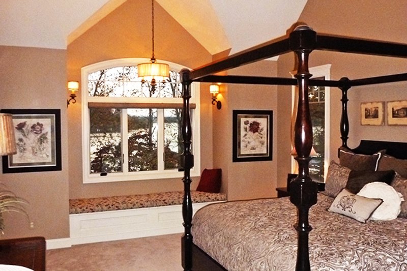 Home Plan - Interior - Master Bedroom for Craftsman House Plan #929-861 - 4 bed, 4 bath