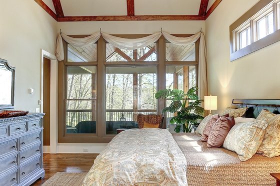 Interior - Master Bedroom for Ranch House Plan #54-484 - 4 bed, 3 bath