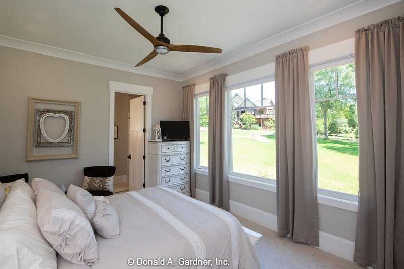 Home Plan - Interior - Bedroom 1 for Craftsman House Plan #929-340 - 5 bed, 4 bath