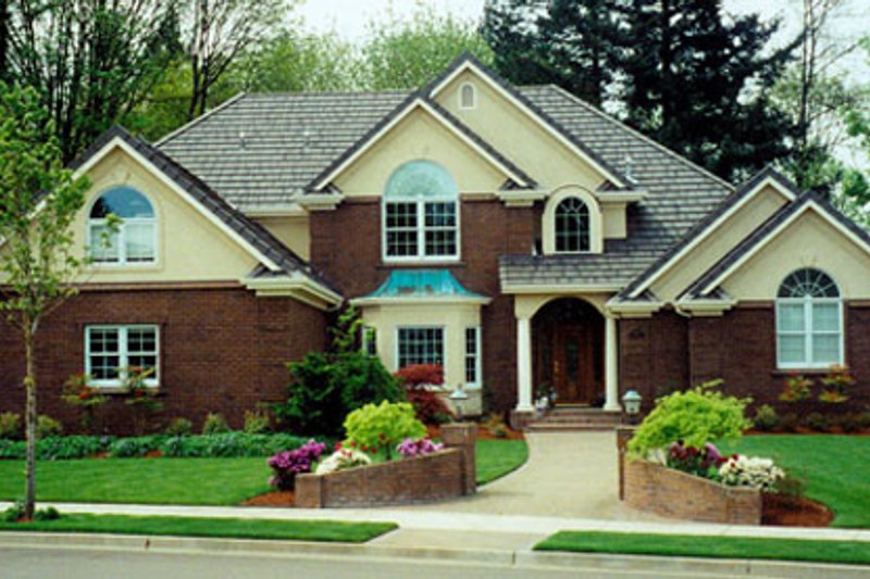 Home Plan - European Exterior - Front Elevation Plan #124-339