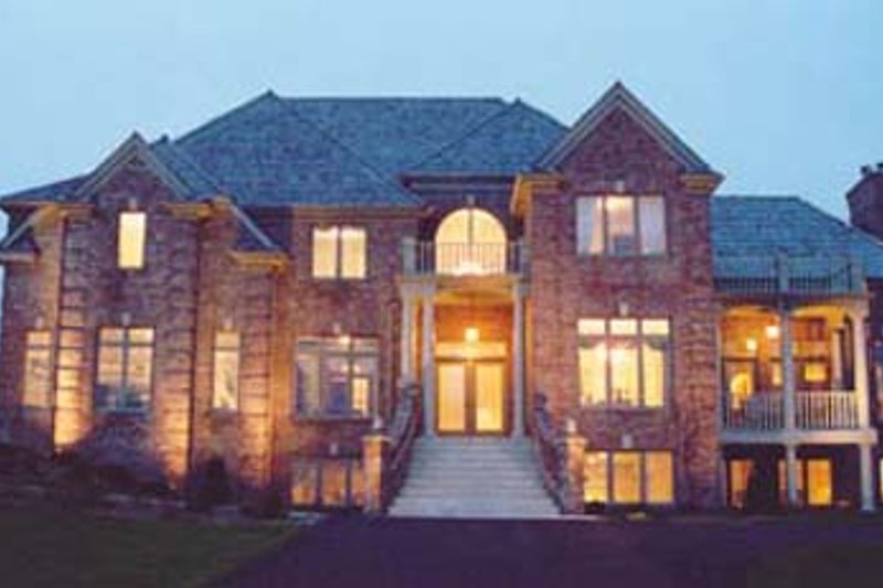 Dream House Plan - Photo 1 for European House Plan #119-240 - 4 bed, 3.5 bath