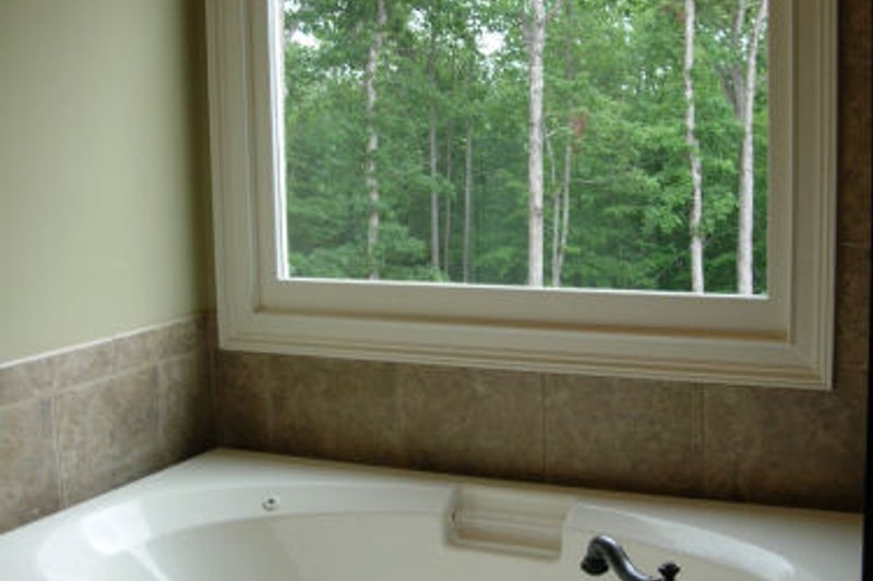 Dream House Plan - Photo 7 for Traditional House Plan #437-35 - 4 bed, 3.5 bath