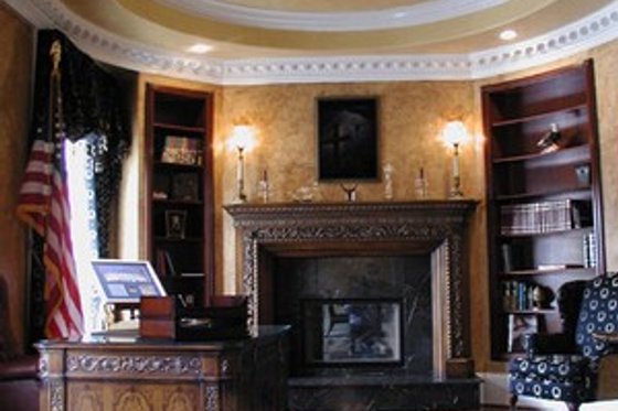 Photo 4 for Classical House Plan #119-189 - 6 bed, 7.5 bath