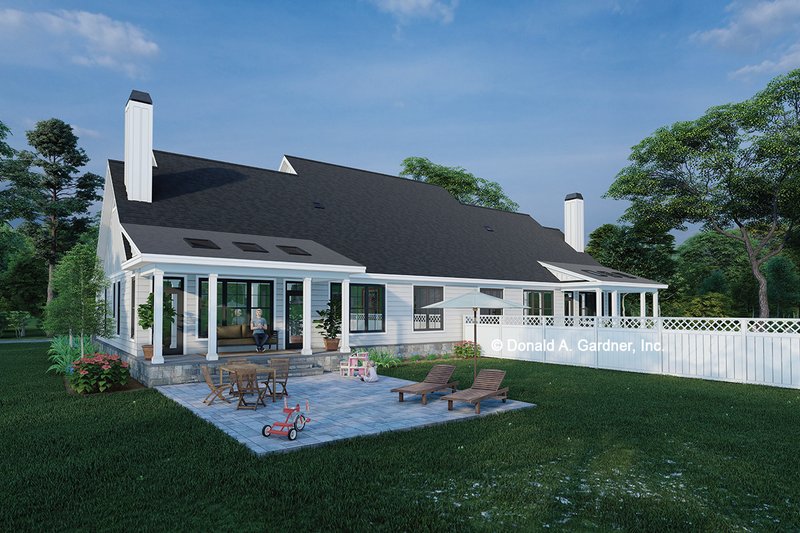 Architectural House Design - Exterior - Rear Elevation for Farmhouse House Plan #929-1189 - 4 bed, 4.5 bath