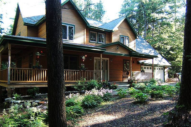 Dream House Plan - Front View - 2200 square foot Country home