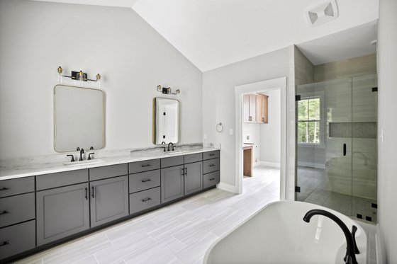 Photo 19 for Farmhouse House Plan #1080-1 - 5 bed, 4 bath