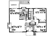 Traditional Style House Plan - 3 Beds 2 Baths 924 Sq/Ft Plan #47-158 
