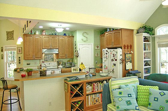 Photo 3 for Craftsman House Plan #456-12 - 1 bed, 1 bath