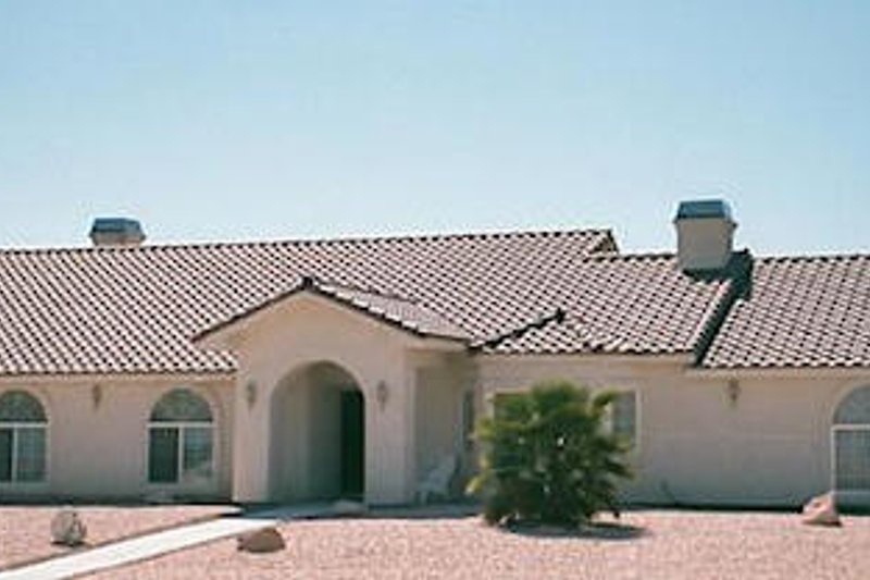 Mediterranean Style House Plan - 3 Beds 2.5 Baths 2322 Sq/Ft Plan #1-527