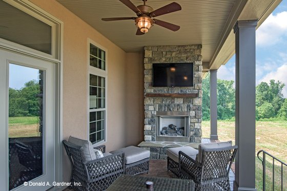 Exterior - Outdoor Living for European House Plan #929-957 - 3 bed, 3 bath