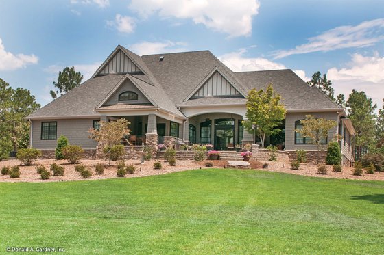 Exterior - Rear Elevation for European House Plan #929-1 - 4 bed, 4 bath