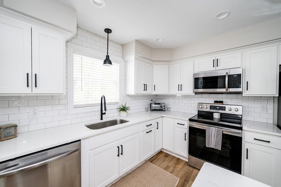 Interior - Kitchen for Farmhouse House Plan #1116-21 - 3 bed, 2.5 bath