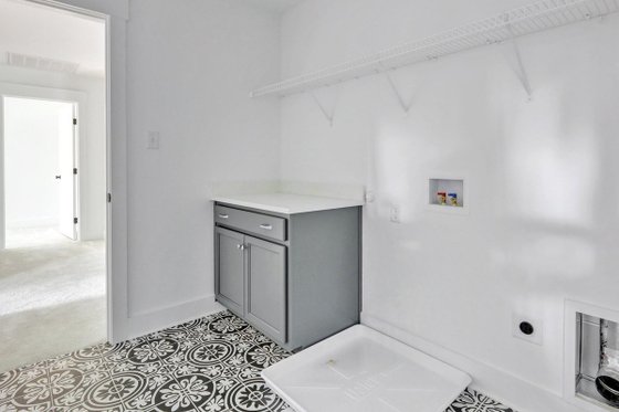 Interior - Laundry for Country House Plan #1080-11 - 5 bed, 4.5 bath