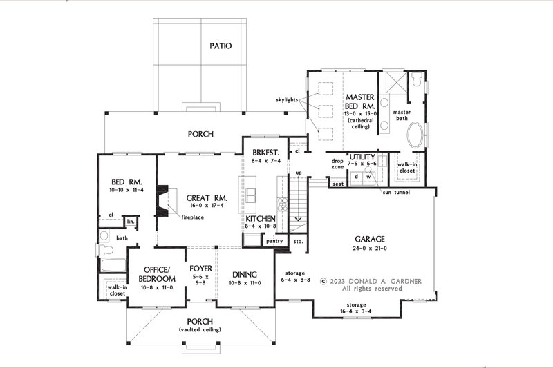 Home Plan - Floor Plan - Main Floor for Cottage House Plan #929-1194 - 5 bed, 3 bath
