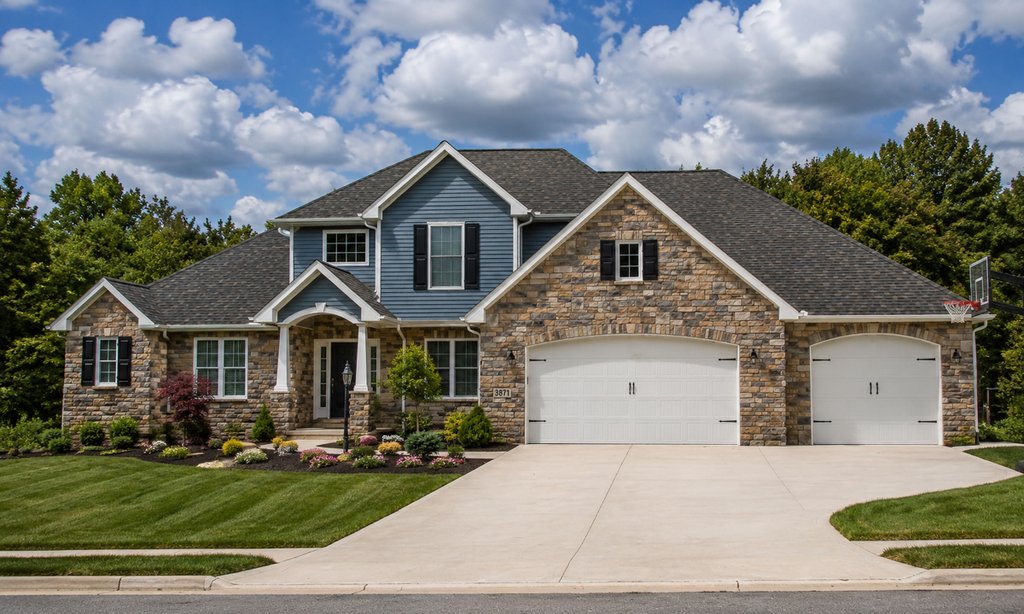 Exterior - Front Elevation 2 for Traditional House Plan #20-1788 - 4 bed, 4 bath
