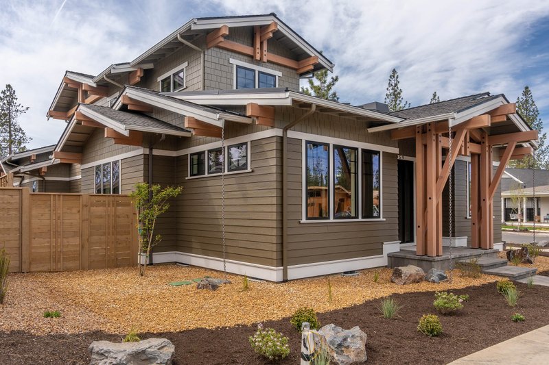 Architectural House Design - Photo 2 for Craftsman House Plan #895-142 - 3 bed, 2.5 bath