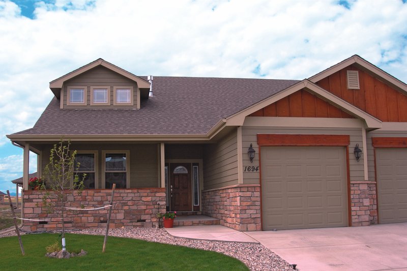 Architectural House Design - Exterior - Front Elevation 3 for Bungalow House Plan #20-1610 - 3 bed, 2 bath