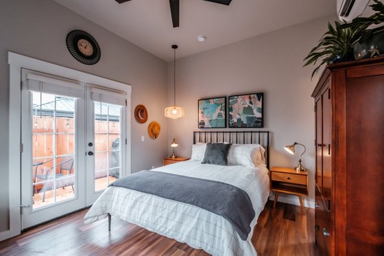 Photo 8 for Bungalow House Plan #932-625, 1 bath