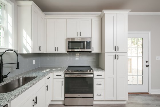 Interior - Kitchen for Country House Plan #20-2258 - 3 bed, 2.5 bath