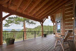 Exterior - Covered Porch for Log House Plan #942-43 - 3 bed, 3.5 bath