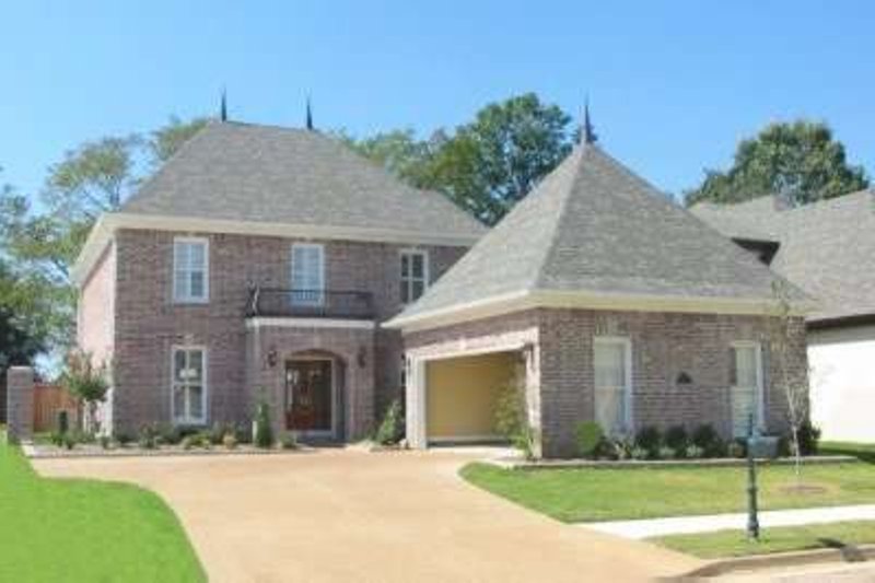 Exterior - Front Elevation 2 for Colonial House Plan #81-1507 - 4 bed, 4 bath