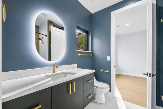 Interior - Bathroom for Contemporary House Plan #928-296 - 3 bed, 2.5 bath