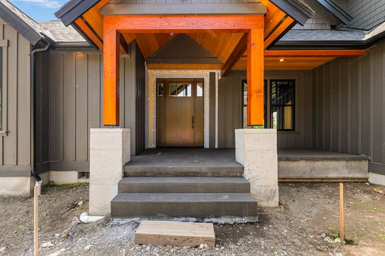 Photo 3 for Craftsman House Plan #1070-152 - 4 bed, 3 bath