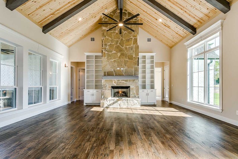Architectural House Design - Interior - Family Room for Southern House Plan #1074-8 - 4 bed, 3.5 bath