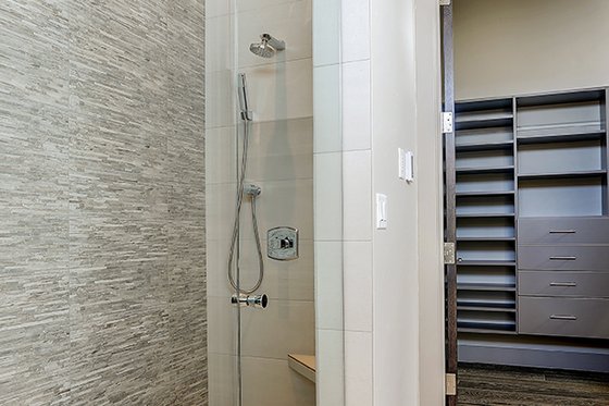 Interior - Master Bathroom 2 for Contemporary House Plan #892-24 - 3 bed, 3.5 bath