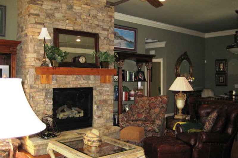 Dream House Plan - Photo 11 for Traditional House Plan #437-44 - 4 bed, 4.5 bath