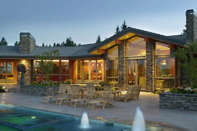 Dream House Plan - Ranch style, Craftsman detailed home, rear elevation