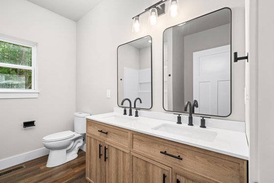 Interior - Bathroom 1 for Country House Plan #44-256 - 3 bed, 2 bath