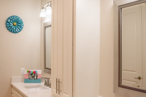 Interior - Bathroom for European House Plan #430-154 - 3 bed, 2 bath