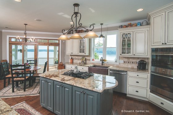 Interior - Kitchen for Craftsman House Plan #929-26 - 3 bed, 3.5 bath