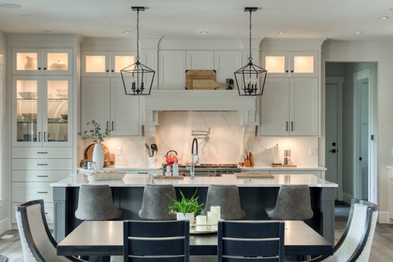 Photo 12 for Craftsman House Plan #1086-15 - 4 bed, 3 bath