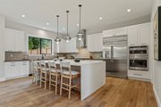 Traditional Style House Plan - 5 Beds 3 Baths 3433 Sq/Ft Plan #1066-250 