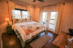 Interior - Bedroom for Cabin House Plan #123-119 - 2 bed, 2.5 bath