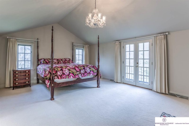 Dream House Plan - Interior - Bedroom 1 for European House Plan #137-226 - 4 bed, 3 bath