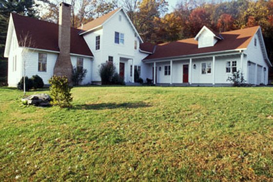 Exterior - Front Elevation for Farmhouse House Plan #510-2 - 3 bed, 2.5 bath