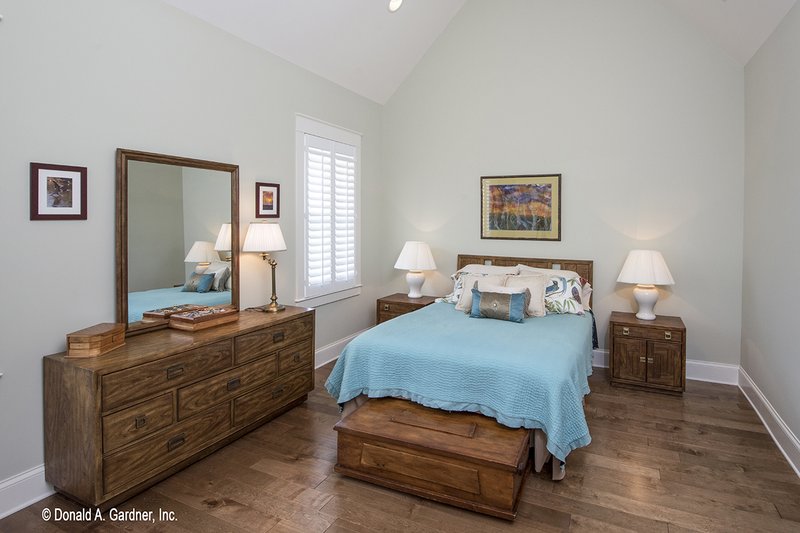 Home Plan - Interior - Master Bedroom for European House Plan #929-859 - 3 bed, 2.5 bath
