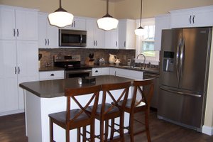 Interior - Kitchen for Craftsman House Plan #461-9 - 3 bed, 2.5 bath