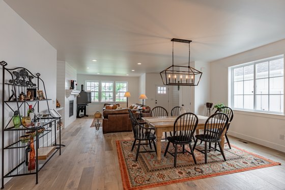 Photo 6 for Craftsman House Plan #1070-98 - 3 bed, 2 bath