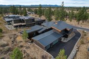 Contemporary Style House Plan - 4 Beds 4.5 Baths 4006 Sq/Ft Plan #892-39 