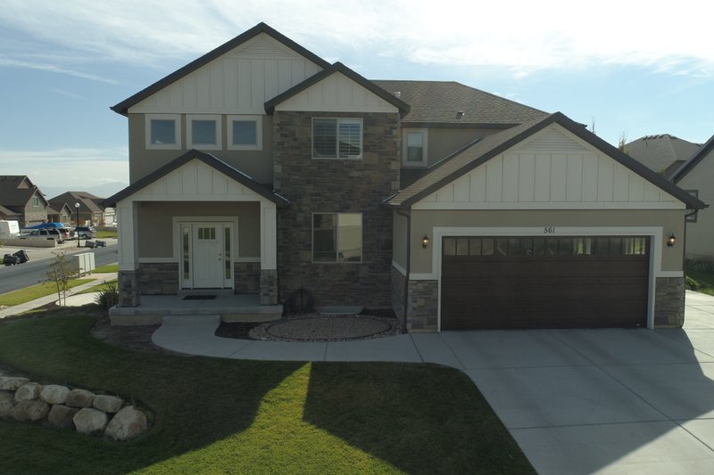 Architectural House Design - Exterior - Front Elevation 3 for Craftsman House Plan #1060-57 - 4 bed, 2.5 bath