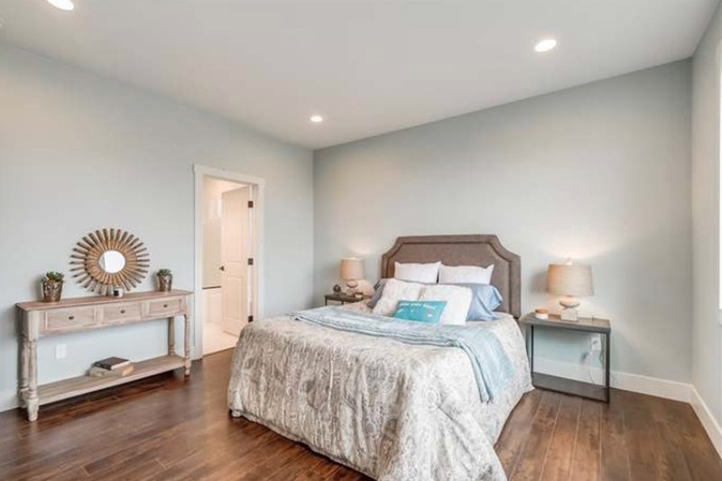Dream House Plan - Interior - Master Bedroom for Craftsman House Plan #1070-17 - 3 bed, 2.5 bath